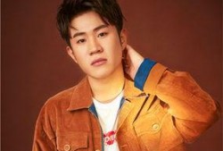 王亮爆料父亲的视频,揭秘背后惊人真相