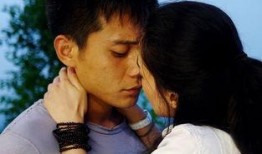 微博爆料吻戏是真的吗视频,吻戏真相曝光，视频证据引发网友热议！